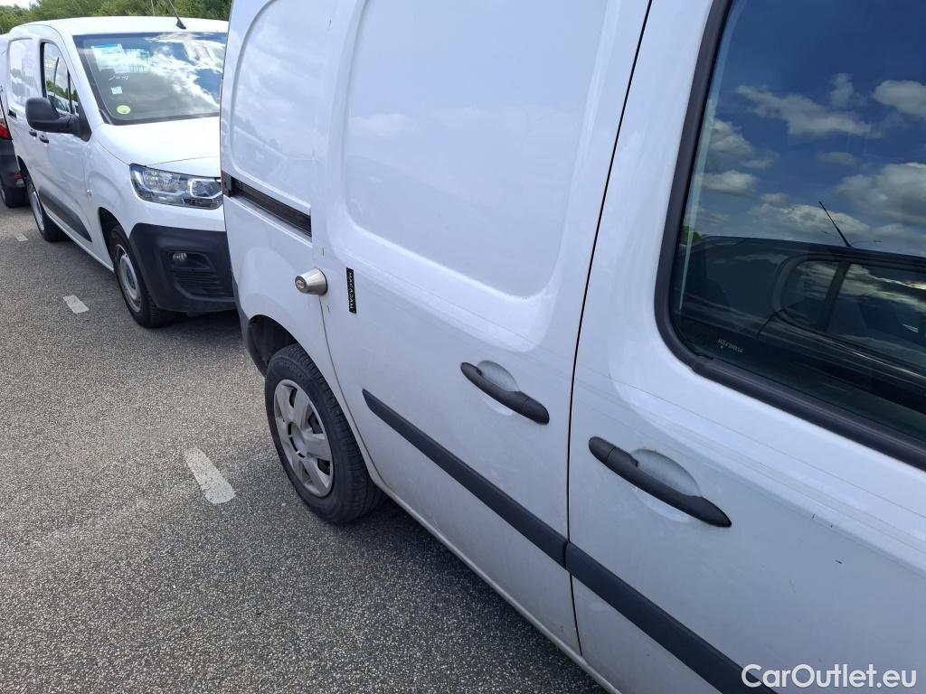  Renault  Kangoo RENAULT  Express / 2013 / 4P / Fourgonnette Extra R-Link dCi 75 #10