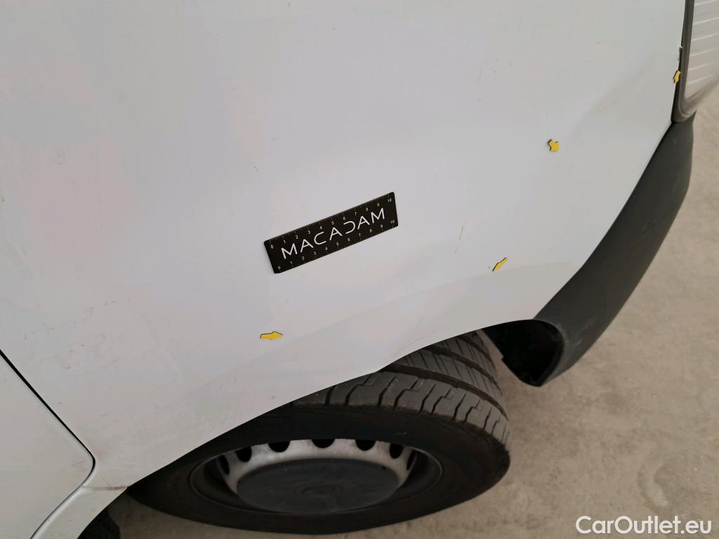  Renault  Master  III Fourgon L2H2 3 3 Grand Confort dCi 135CV BVM6 E6d #5