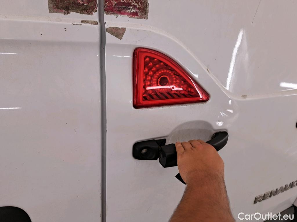  Renault  Master  III Fourgon L2H2 3 3 Grand Confort dCi 135CV BVM6 E6d #43