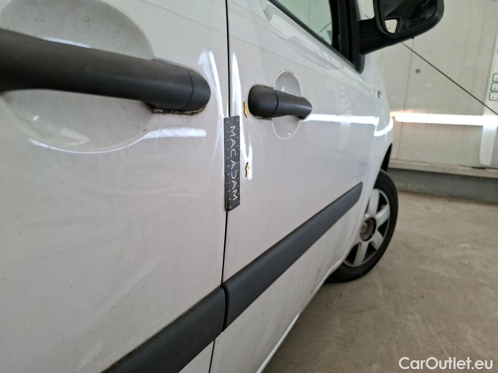 Renault  Kangoo RENAULT  Express / 2013 / 4P / Fourgonnette Extra R-Link dCi 75 #35
