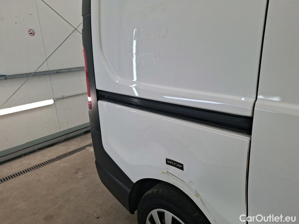  Renault  Trafic  Furgon Grand Confort L1H1 1000 1.6 dCi 120CV BVM6 E6 #1