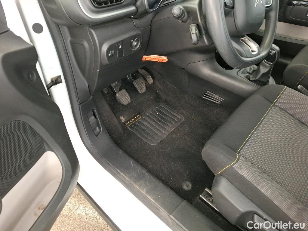  Citroen  C3  Société Feel Nav 1.2 PureTech 80CV BVM5 E6d #8