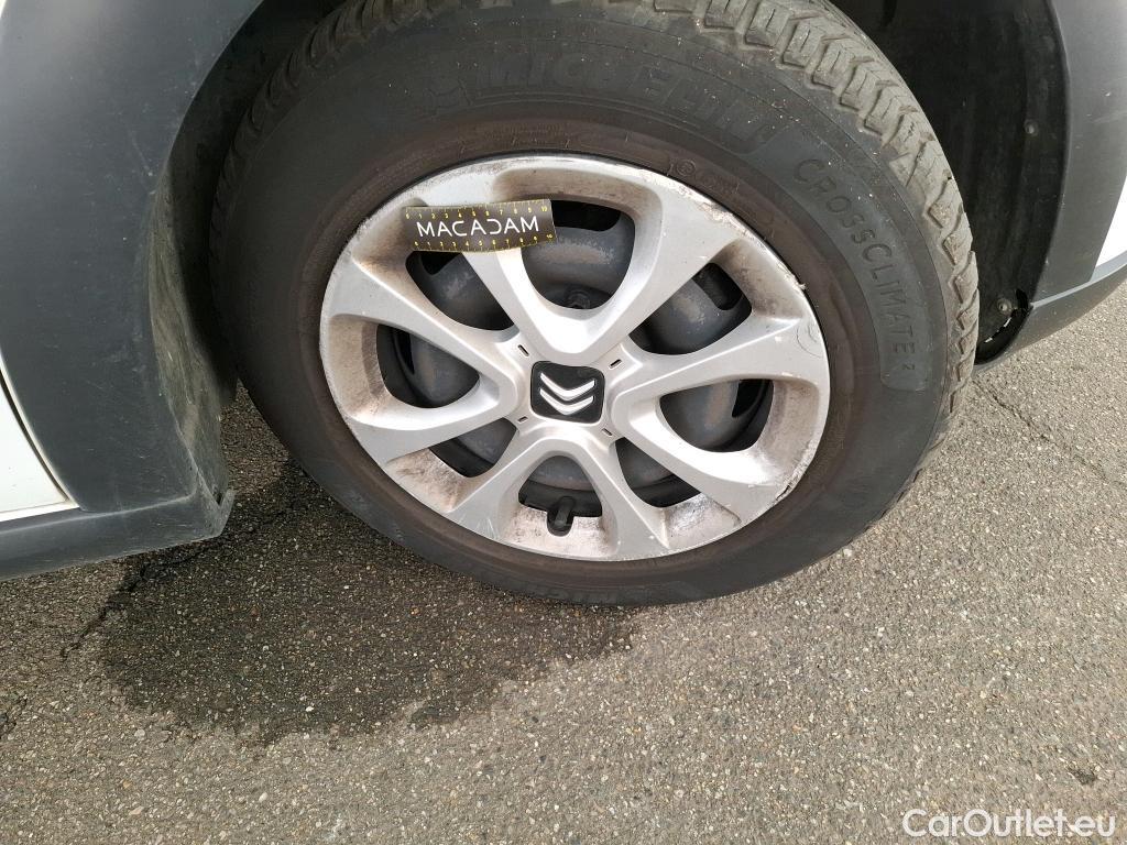  Citroen  C3  Société Feel Nav 1.2 PureTech 80CV BVM5 E6d #6