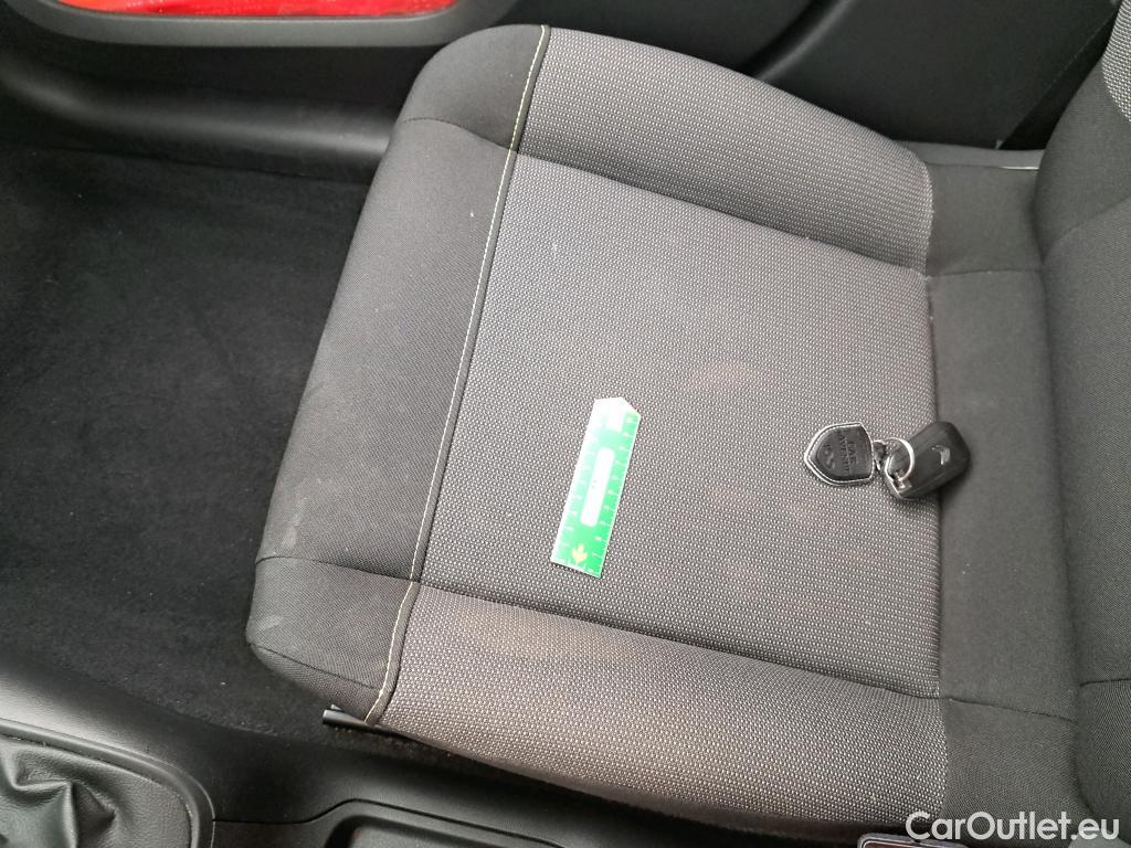  Citroen  C3  Société Feel 1.5 BlueHDI 100CV BVM6 E6d #1