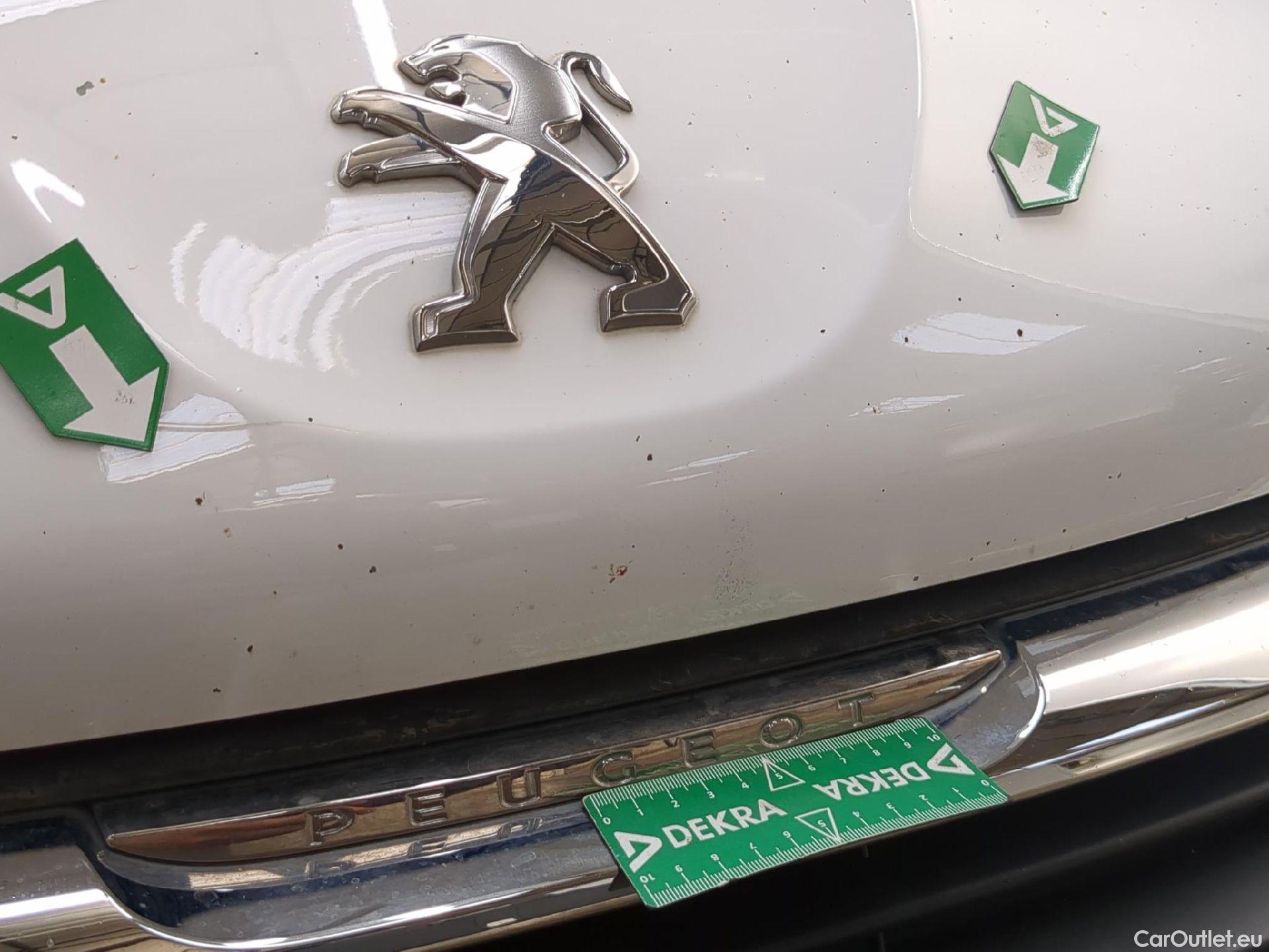  Peugeot  208  Affaire Premium Pack 1.2 80CV BVM5 E6dT #13
