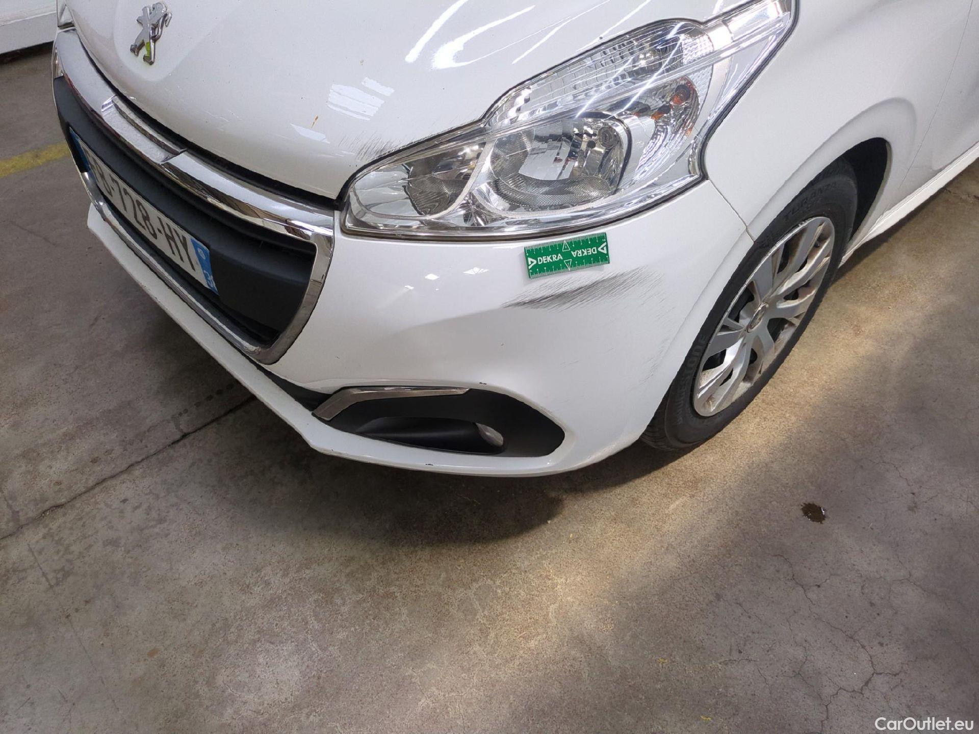  Peugeot  208  Affaire Premium Pack 1.2 80CV BVM5 E6dT #27