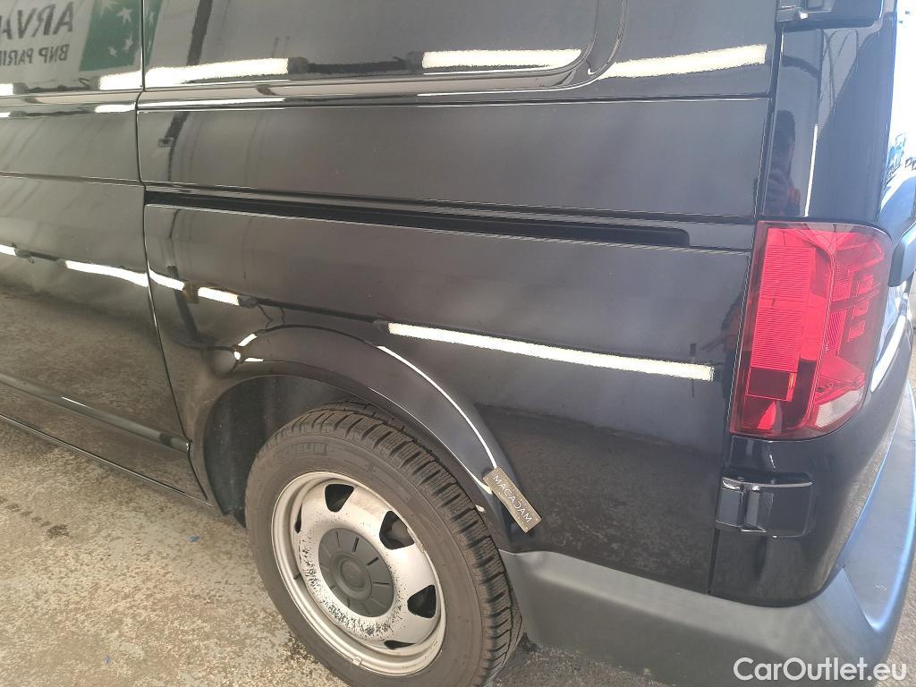  Volkswagen  Transporter VOLKSWAGEN  / 2019 / 4P / Fourgon tôlé 2.0 TDi 204 DSG7 L1H1 Business #1