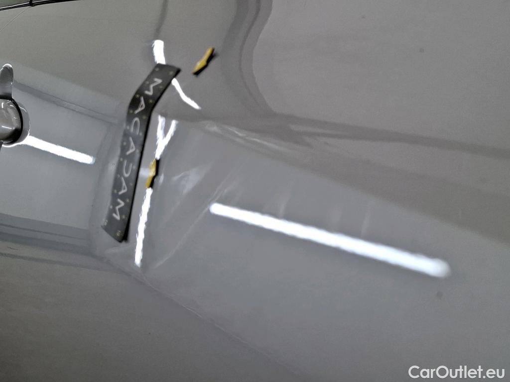  Toyota  Corolla TOYOTA  / 2018 / 5P / Berline Hybride 122h Dynamic Business Stage Acad #20