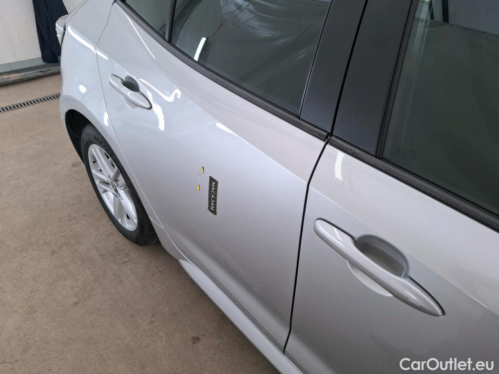  Toyota  Corolla TOYOTA  / 2018 / 5P / Berline Hybride 122h Dynamic Business Stage Acad #17