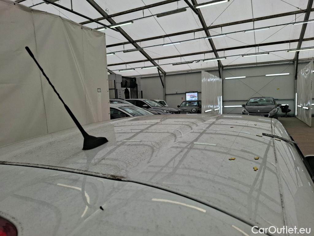  Peugeot  208  Affaire Premium Pack 1.5 HDi 100CV BVM5 E6dT #1