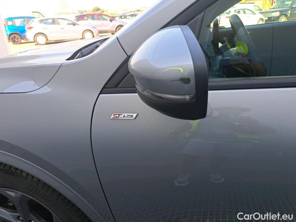  Ford  Kuga FORD  / 2024 / 5P / todoterreno ST-Line 2.5 Duratec FHEV 132kW Auto #19