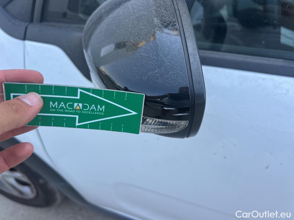  Citroen  C3  Feel 1.5 BlueHDi #31
