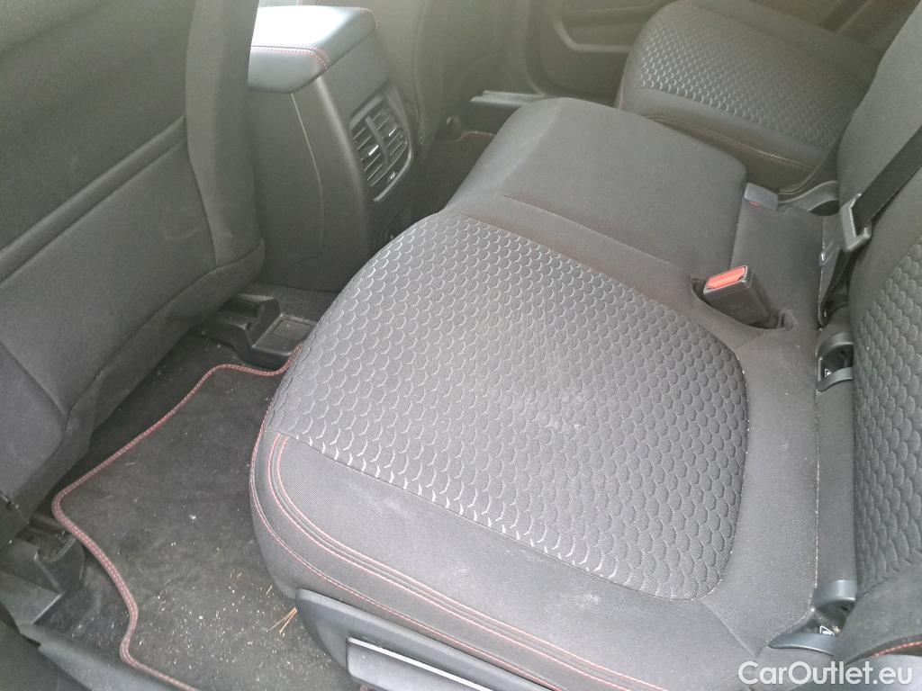  Ford  Kuga FORD  / 2024 / 5P / todoterreno ST-Line 2.5 Duratec FHEV 132kW Auto #7