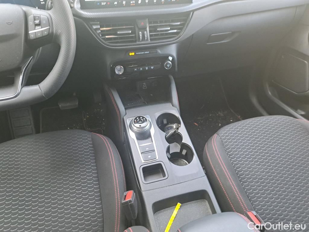  Ford  Kuga FORD  / 2024 / 5P / todoterreno ST-Line 2.5 Duratec FHEV 132kW Auto #8
