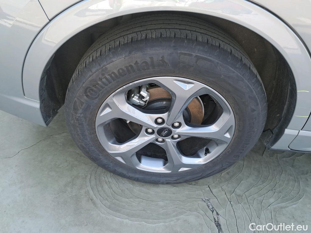  Ford  Kuga FORD  / 2024 / 5P / todoterreno ST-Line 2.5 Duratec FHEV 132kW Auto #9