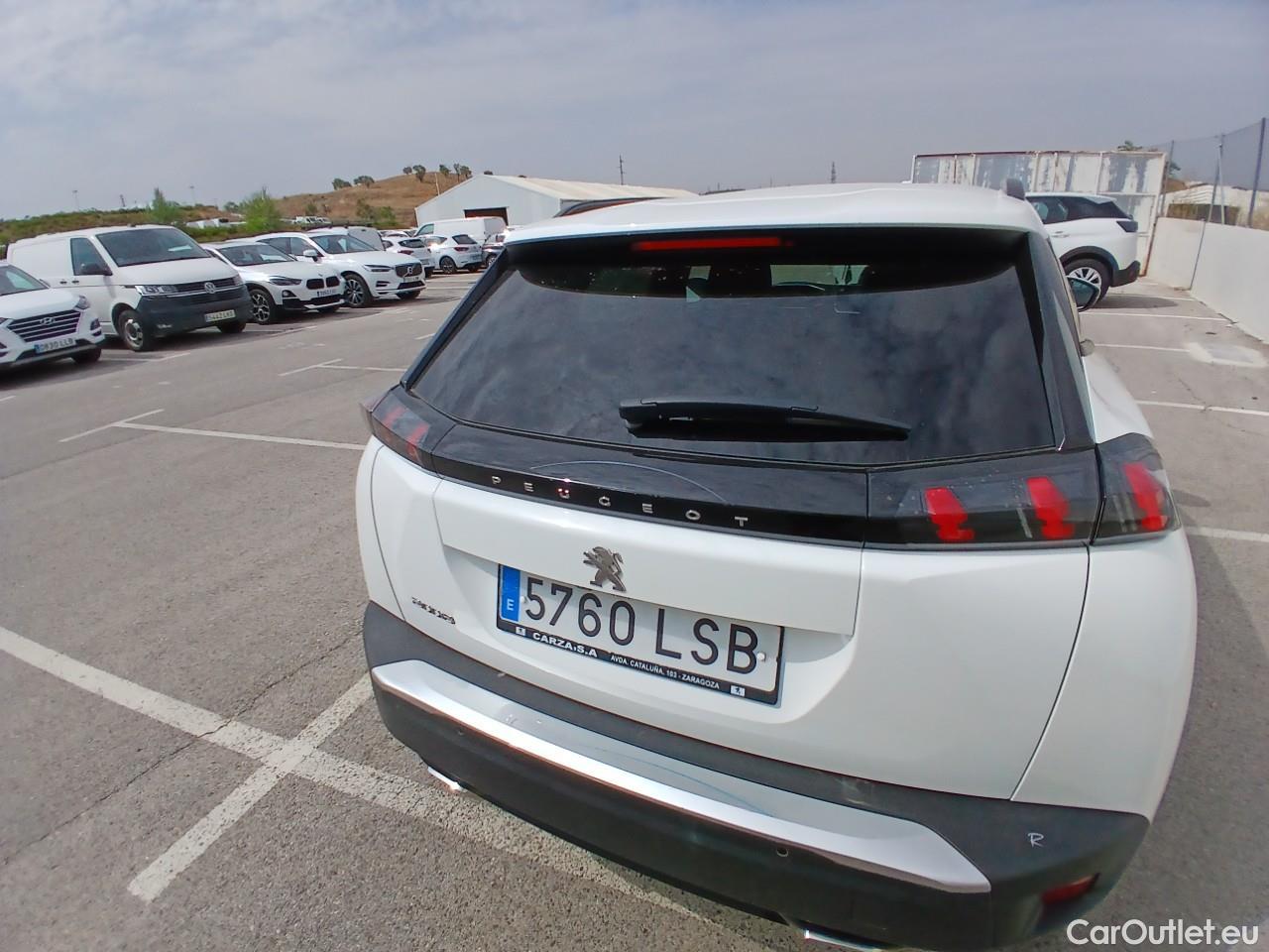  Peugeot  2008  Allure Pack 1.2 PureTech 130CV AT8 E6d #44