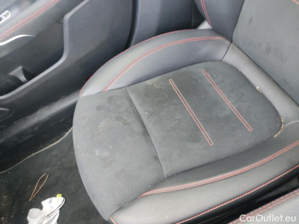  Mercedes  A-Klasse Clase A A 200 d (117.112)Premium-Pack AMG Line 150CV AT8 E6d #9