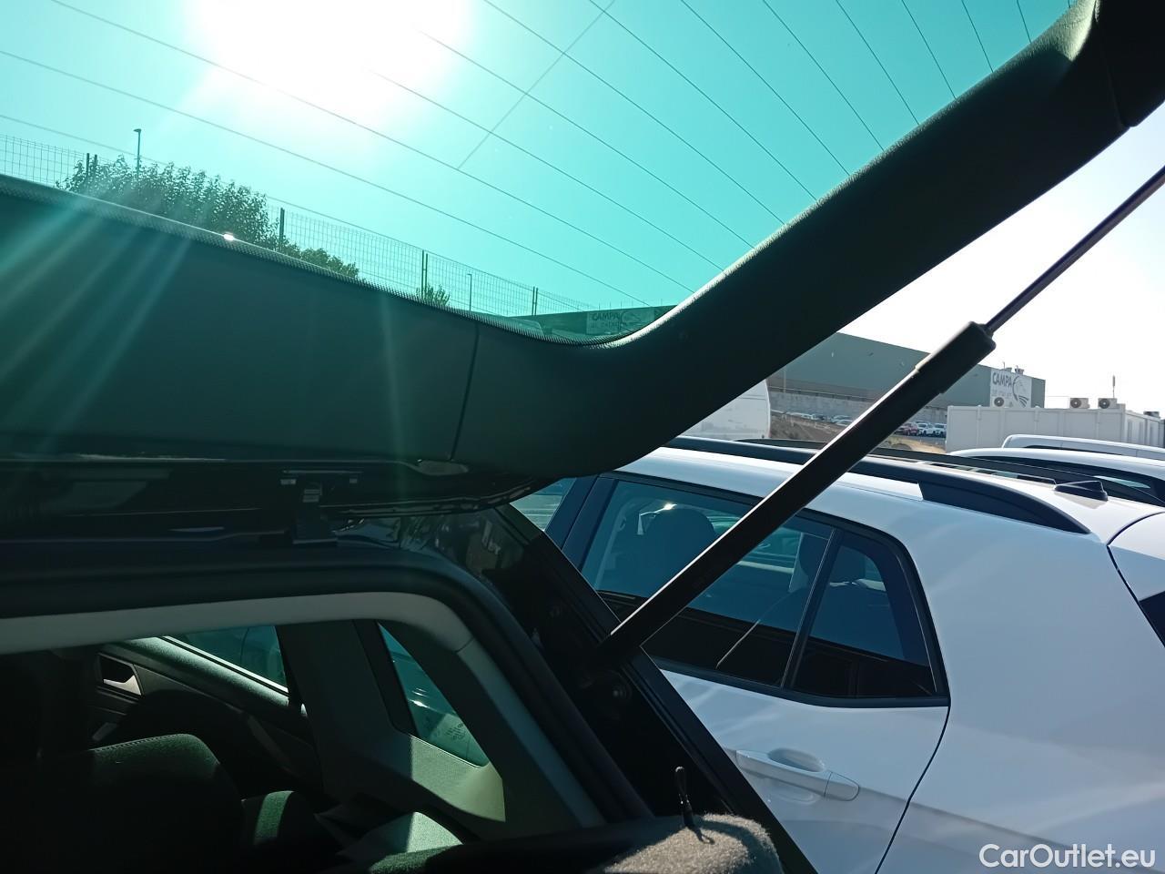  Volkswagen  Tiguan  Life 2.0 TDI 150CV AT7 E6d #15
