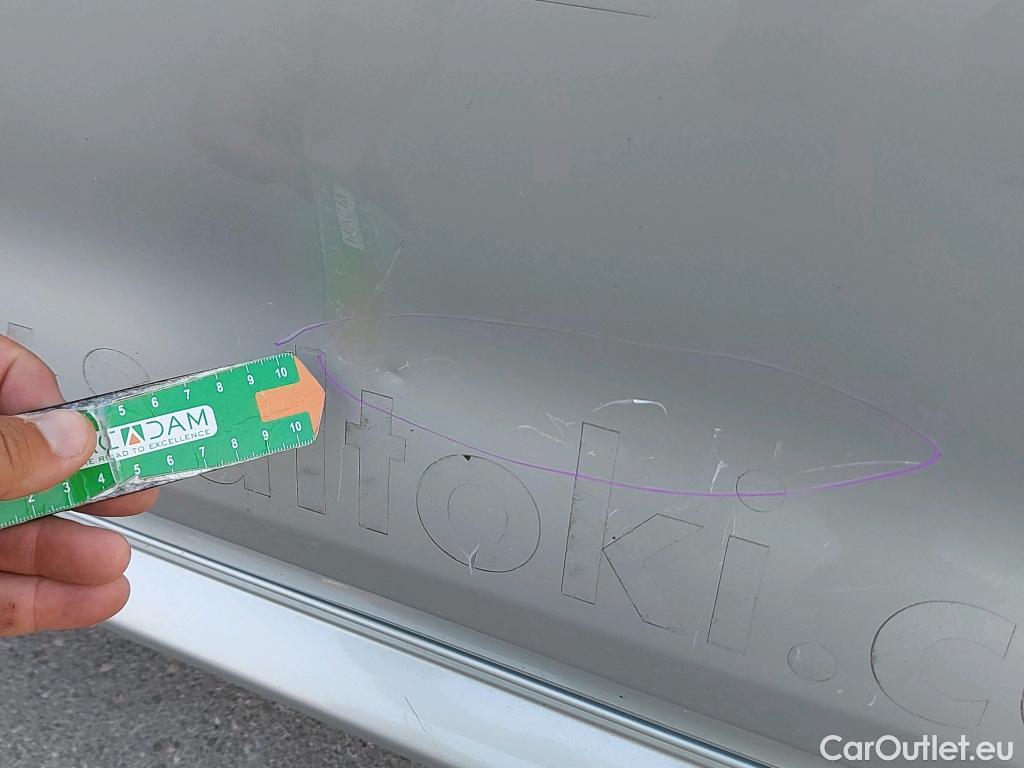  Toyota  Corolla TOYOTA  / 2019 / 5P / familiar 1.8 125H ACTIVE TECH E-CVT TOU SPORT #18