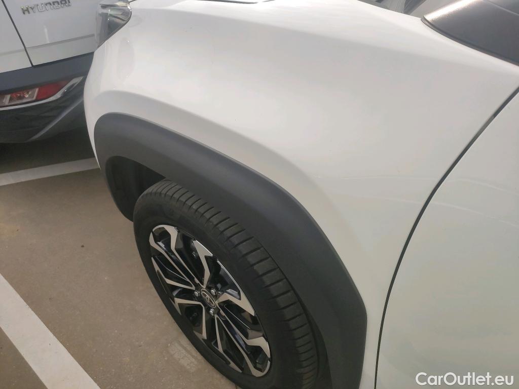  Toyota  Yaris Cross TOYOTA  / 2021 / 5P / todoterreno 1.5 120H Active Tech #29