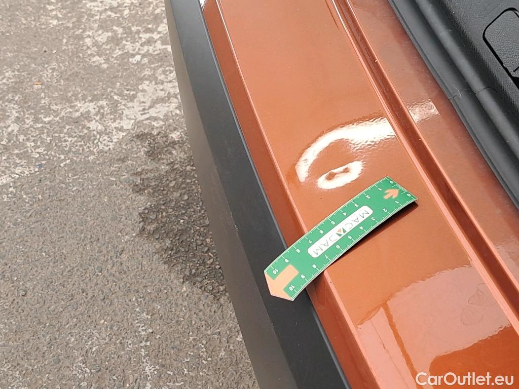  Citroen  C4  Berline Feel 1.2 PureTech 130CV BVM6 6E #5