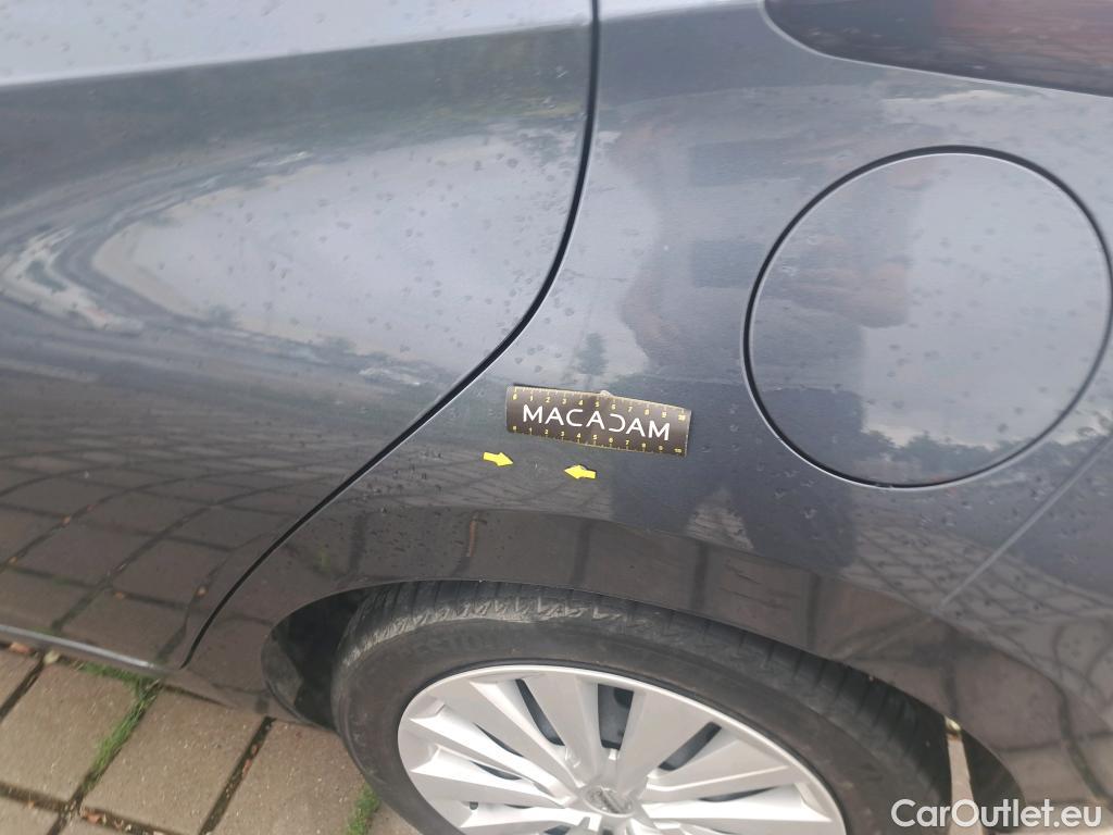  Nissan  Micra NISSAN  / 2016 / 5P / Berline IG-T 92 Business Edition #8