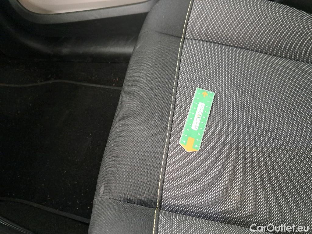  Citroen  C3 CITROEN  / 2016 / 5P / Berline PureTech 82 S&S BVM Feel Business #5
