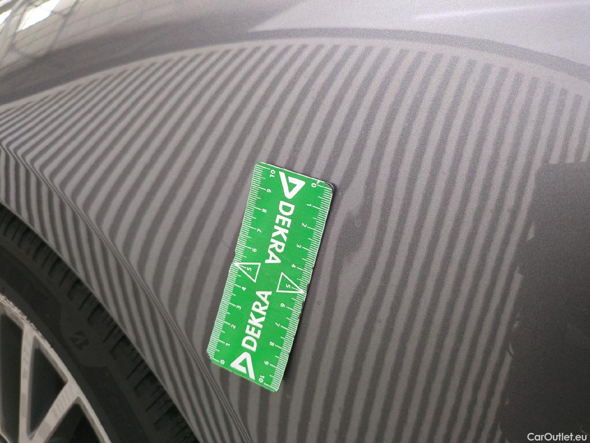  Mercedes  CLA-Klasse MERCEDES-BENZ CLA Coupe / 2019 / 4P / Coupé CLA 180 d Business Line #16