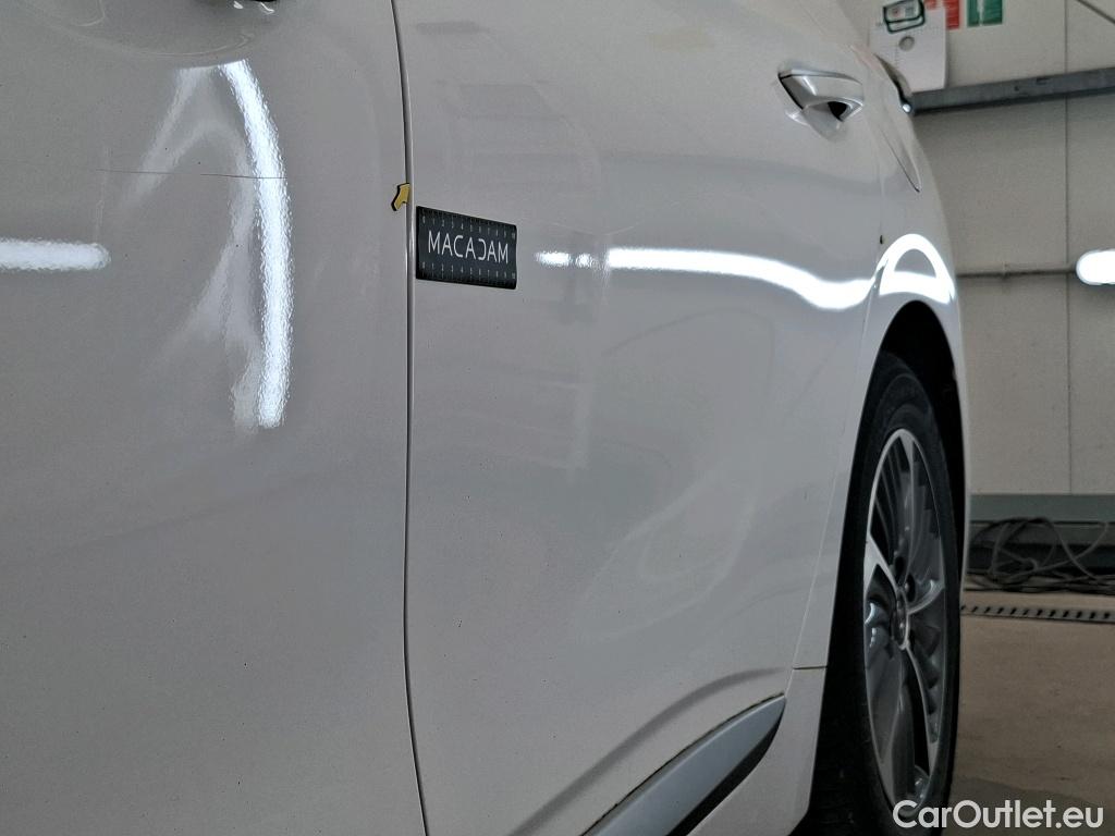  Hyundai   Ioniq HYUNDAI / 2019 / 5P / Berline plug-in hybrid Executive #10