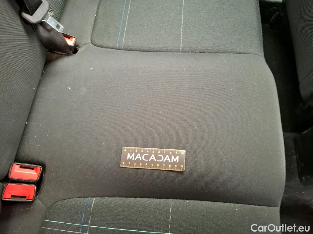  Ford  Fiesta FORD  5p Berline 1.1 85PS BUSINESS NAV #31