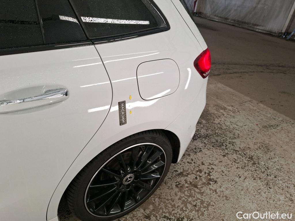  Mercedes  B-Klasse MERCEDES-BENZ Classe B / 2019 / 5P / monospace B 200 d AMG Line Edition BA8 #1