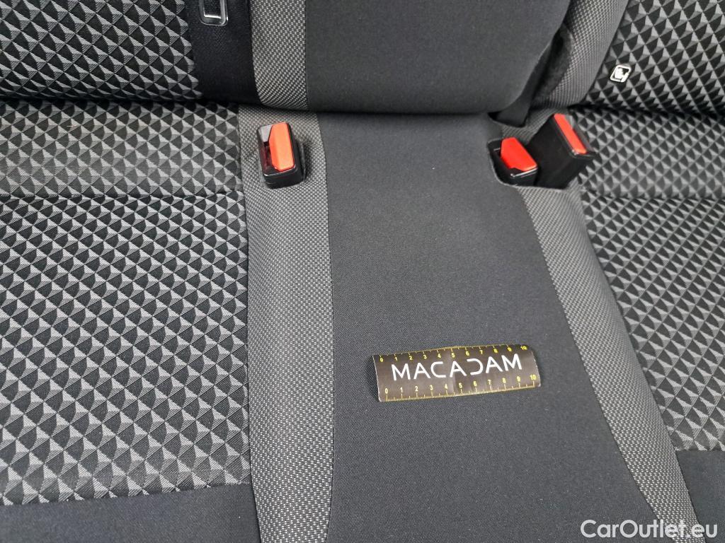 Nissan  Micra NISSAN  / 2016 / 5P / Berline IG-T 92 Business Edition #17