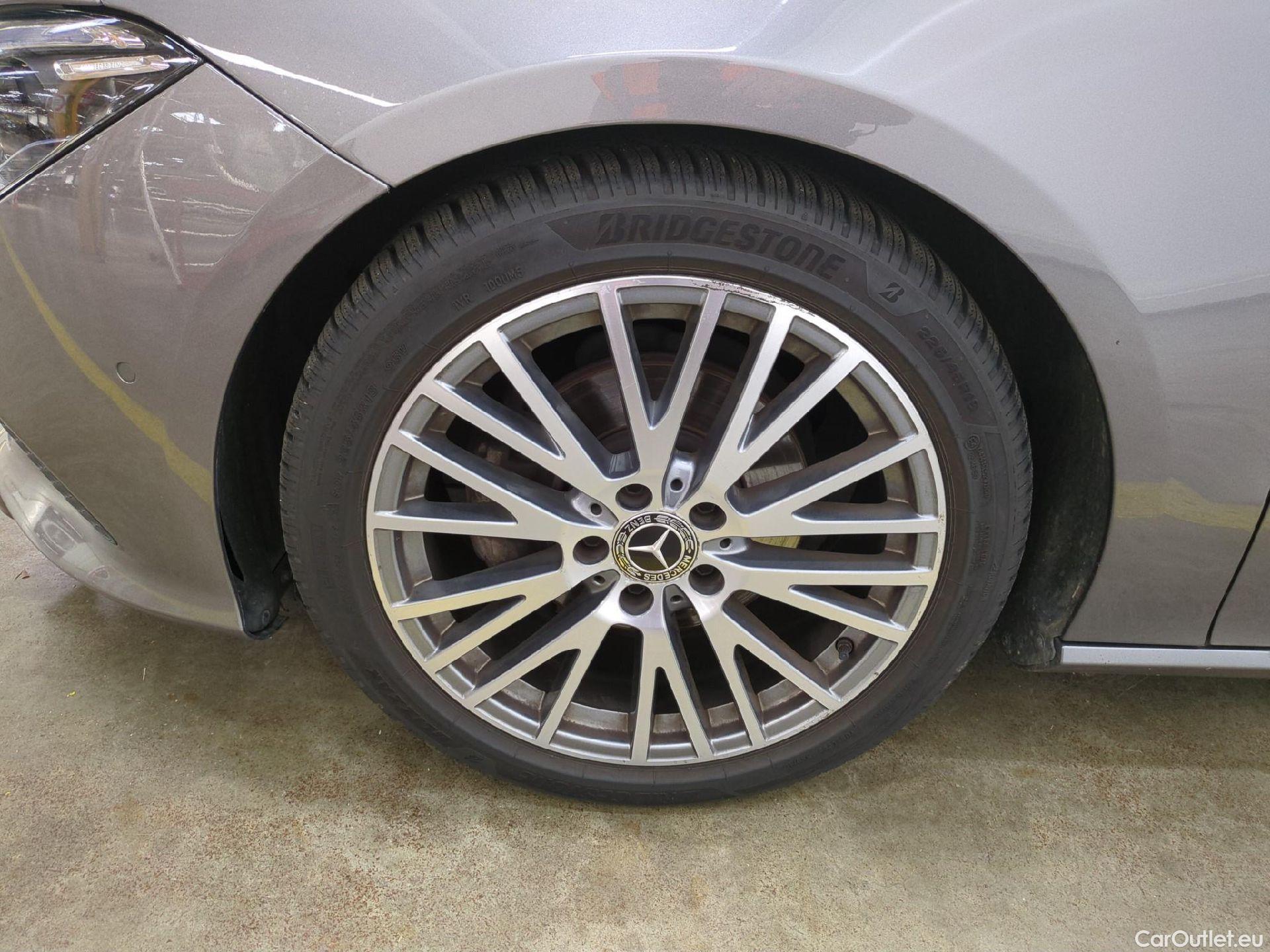  Mercedes  CLA-Klasse MERCEDES-BENZ CLA Coupe / 2019 / 4P / Coupé CLA 180 d Business Line #2