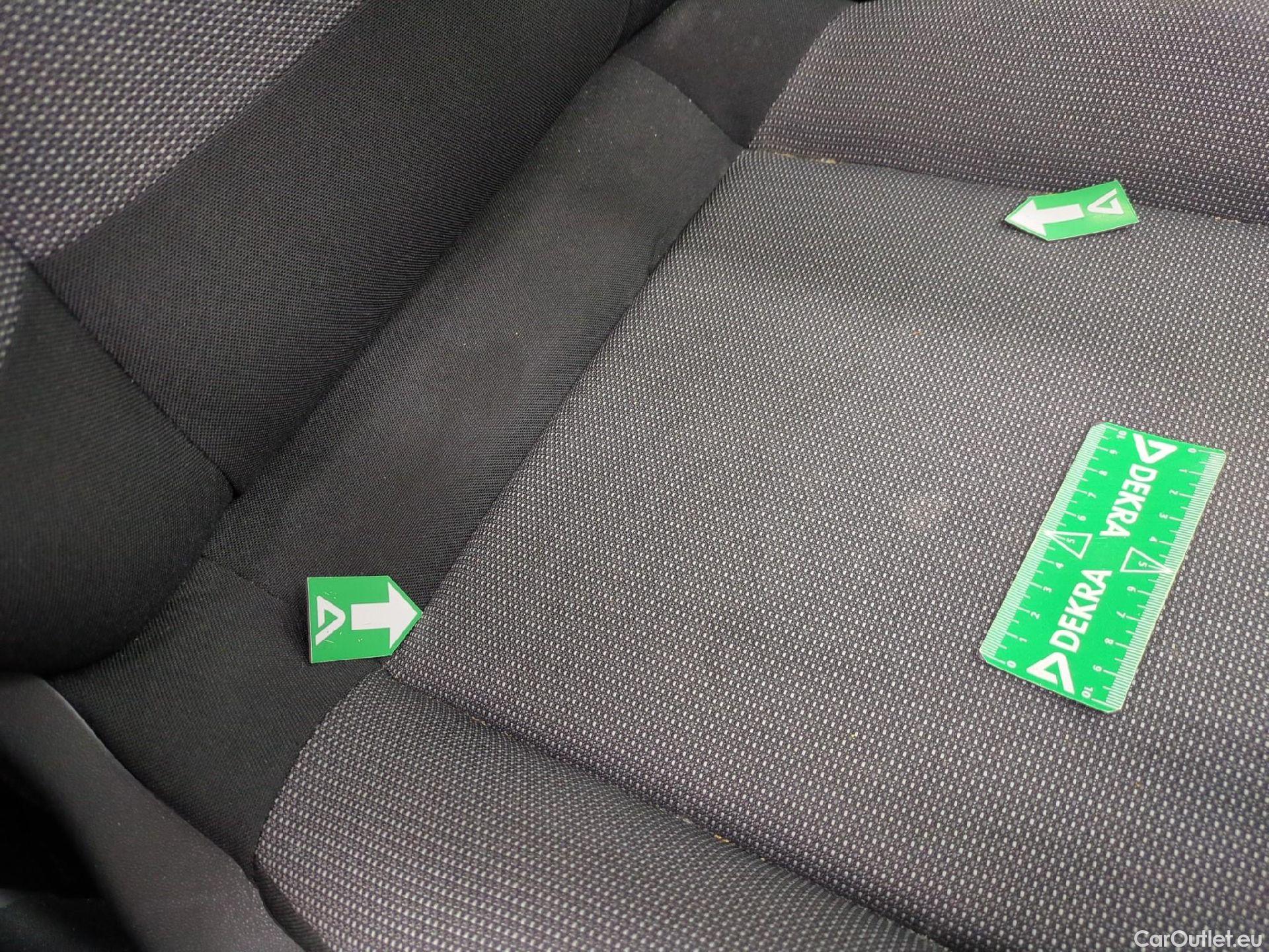  Citroen  C3  Feel Business 1.2 PureTech 80CV BVM5 E6d #2