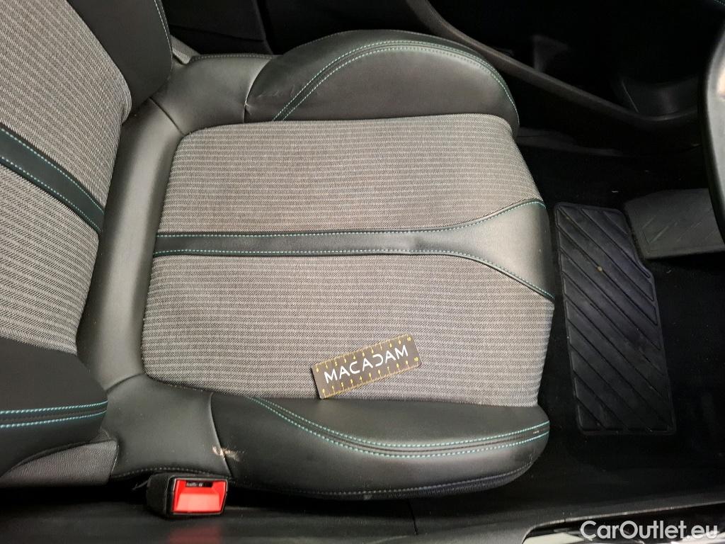  Peugeot  5008  Allure Pack 1.5 HDi 130CV BVA8 7 Sieges E6d #20
