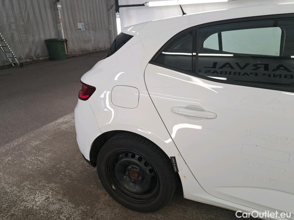  Renault  Megane  IV Berline 5pt. Société Air Nav 1.5 dCi 90CV BVM6 E6
 #13