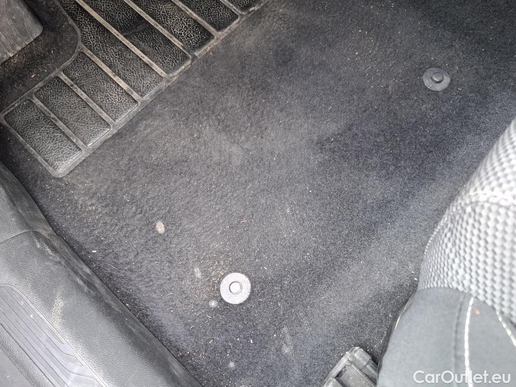  Renault  Megane  IV Berline 5pt. Société Air Nav 1.5 dCi 90CV BVM6 E6
 #16