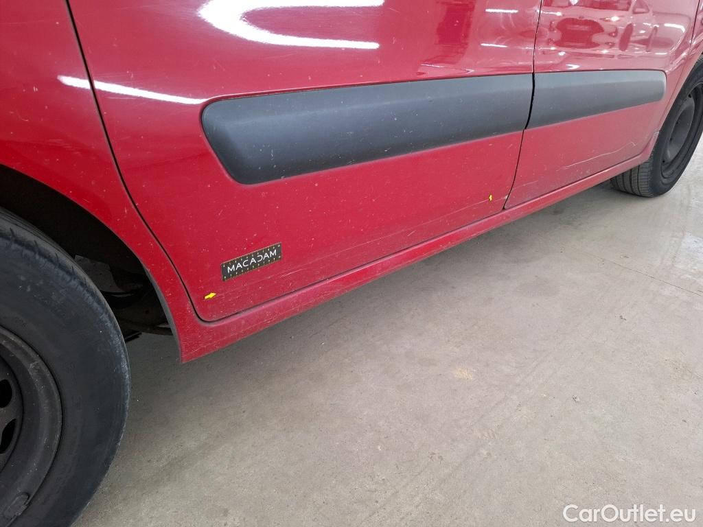  Citroen  Berlingo  Fourgon Business L1 (Court) 1.6 BlueHDi 100CV BVM5 E6 #21