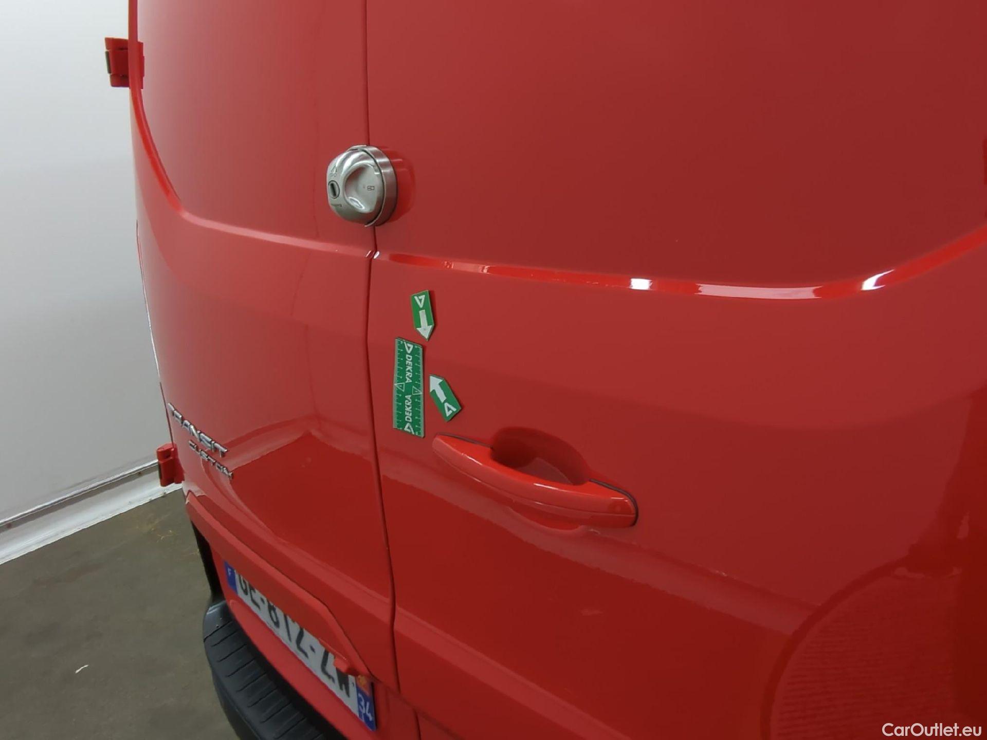  Ford  Transit FORD  Custom / 2018 / 4P / Fourgon tôlé 2.0 ECOBLUE 130 320 L2H1 CAB APP TRAIL #16