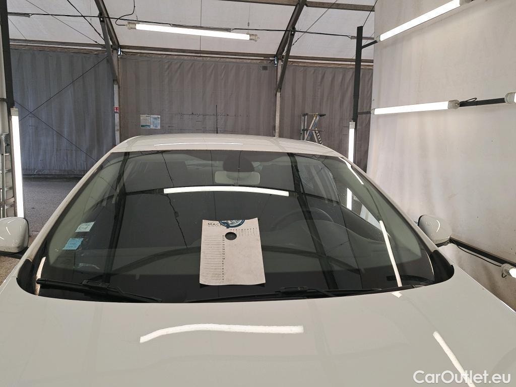  Renault  Megane  IV Berline 5pt. Société Air Nav 1.5 dCi 90CV BVM6 E6
 #40