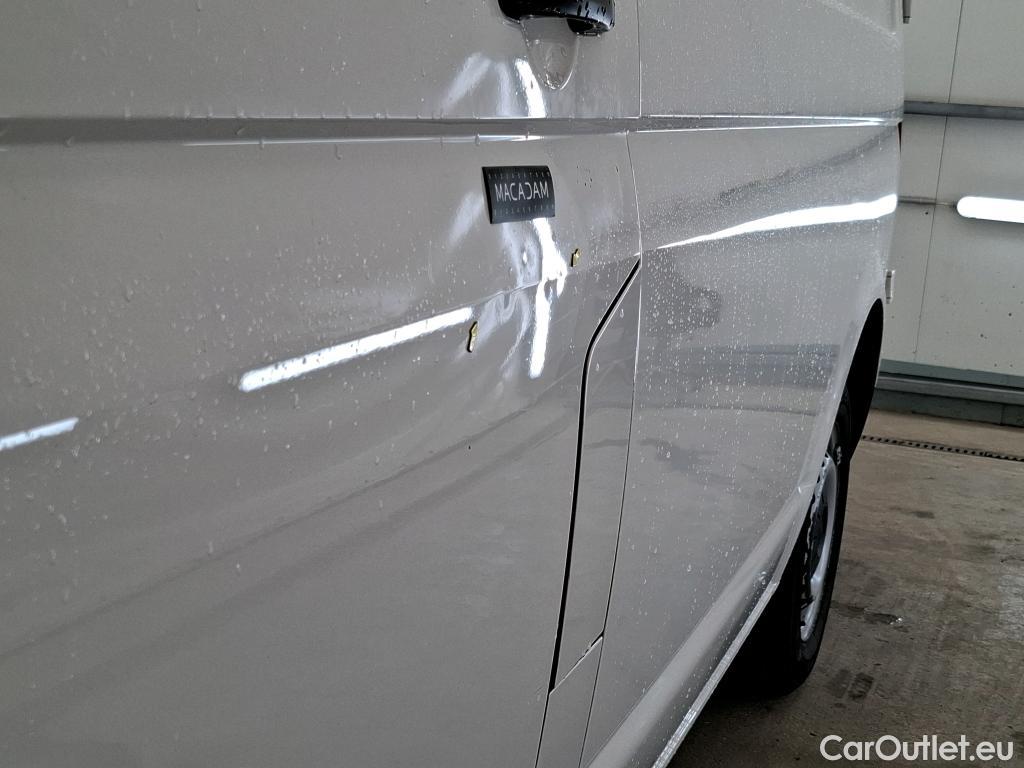  Volkswagen  Transporter T6  Fourgon 2.0 100CV BVM5 #2