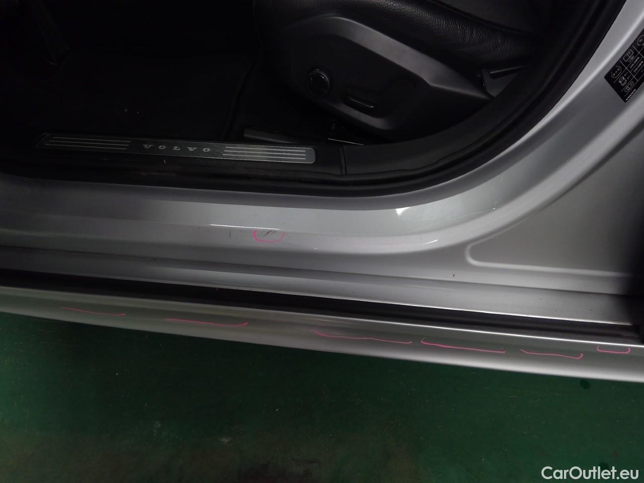  Volvo  V90  B4D 197 Mom.Adv.Ed.FWD Aut #15
