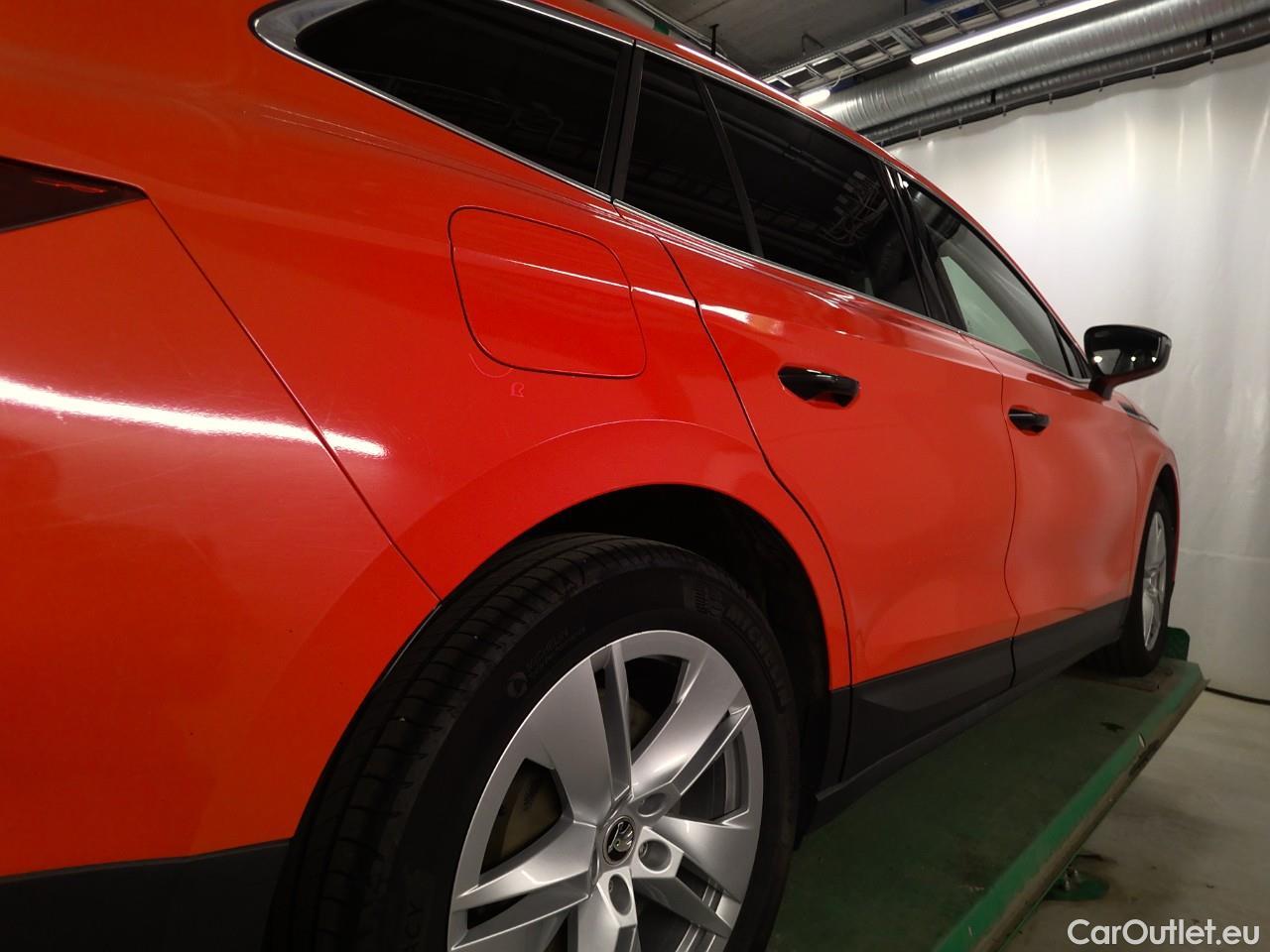  Skoda  ENYAQ  iV80 5d #5
