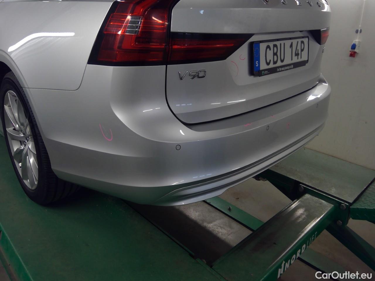  Volvo  V90  B4D 197 Mom.Adv.Ed.FWD Aut #24