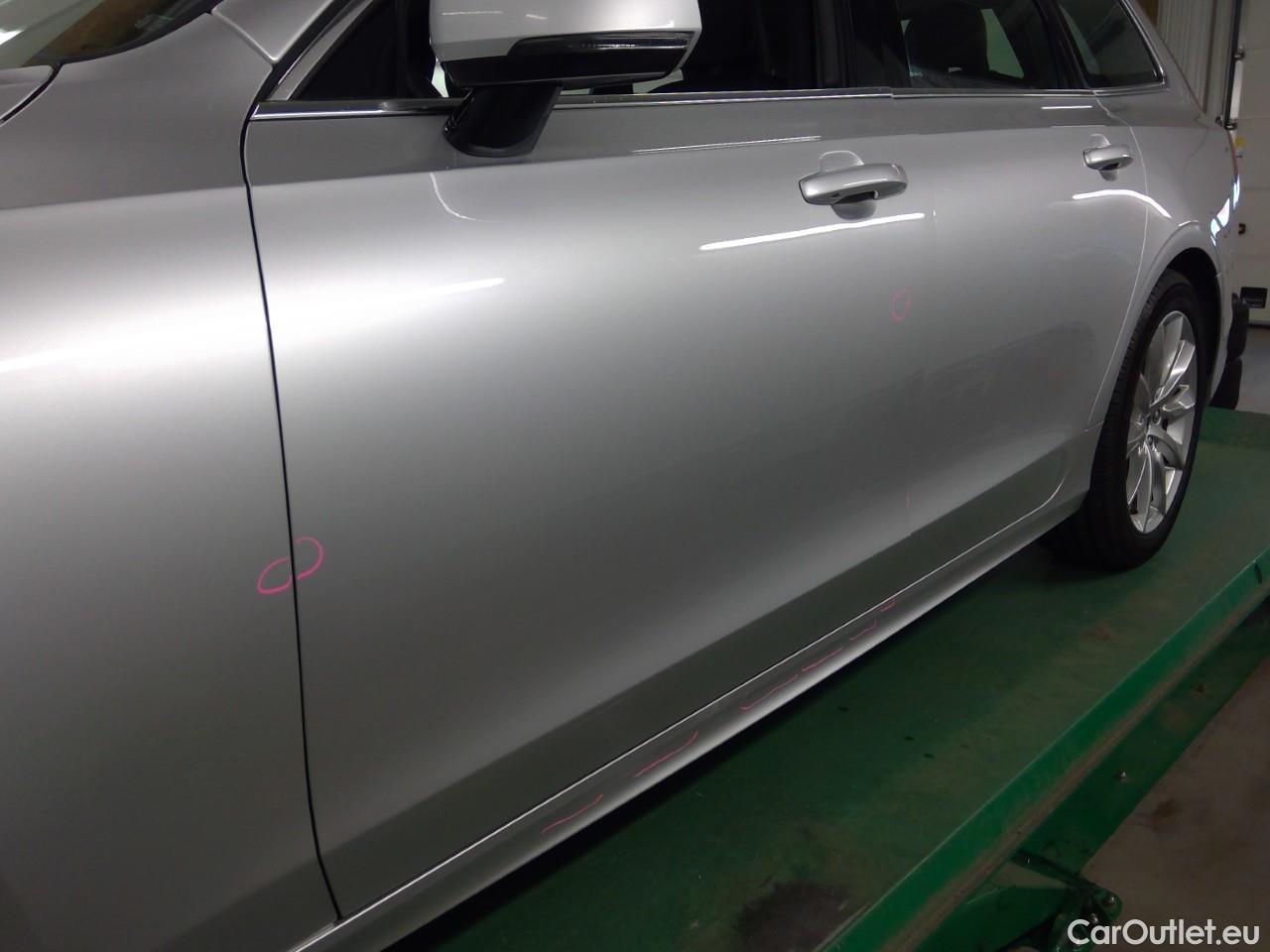  Volvo  V90  B4D 197 Mom.Adv.Ed.FWD Aut #12