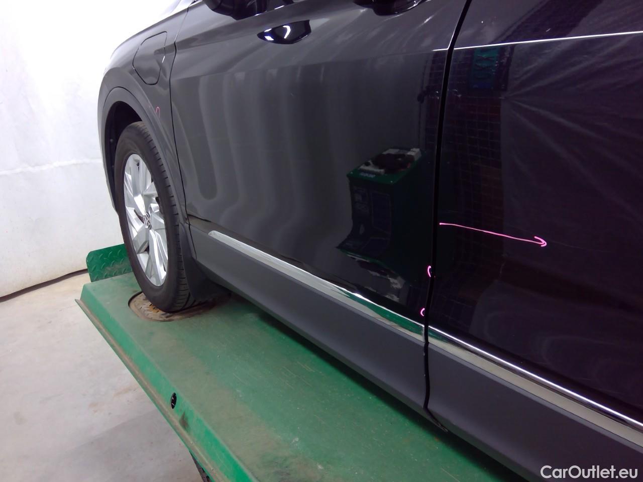  Volkswagen  Tiguan  eHybrid 180 Eleg 4M Aut #12