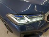  Bmw  Serie 5 BMW 5 Serie Sedan 530iA Launch Edition + M Sportpakket 4d #17