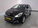  Peugeot  208 Peugeot  Signature 1.2 PureTech 82 5d 