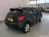  Peugeot  208 Peugeot  Signature 1.2 PureTech 82 5d #2
