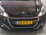  Peugeot  208 Peugeot  Signature 1.2 PureTech 82 5d #4